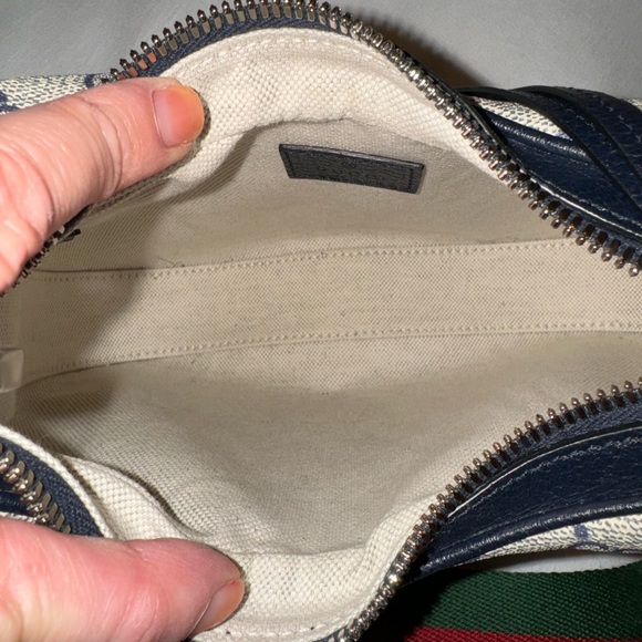 Brand New Gucci Attaché Small Shoulder Bag in Beige/Blue Supreme - Picture 4 of 5